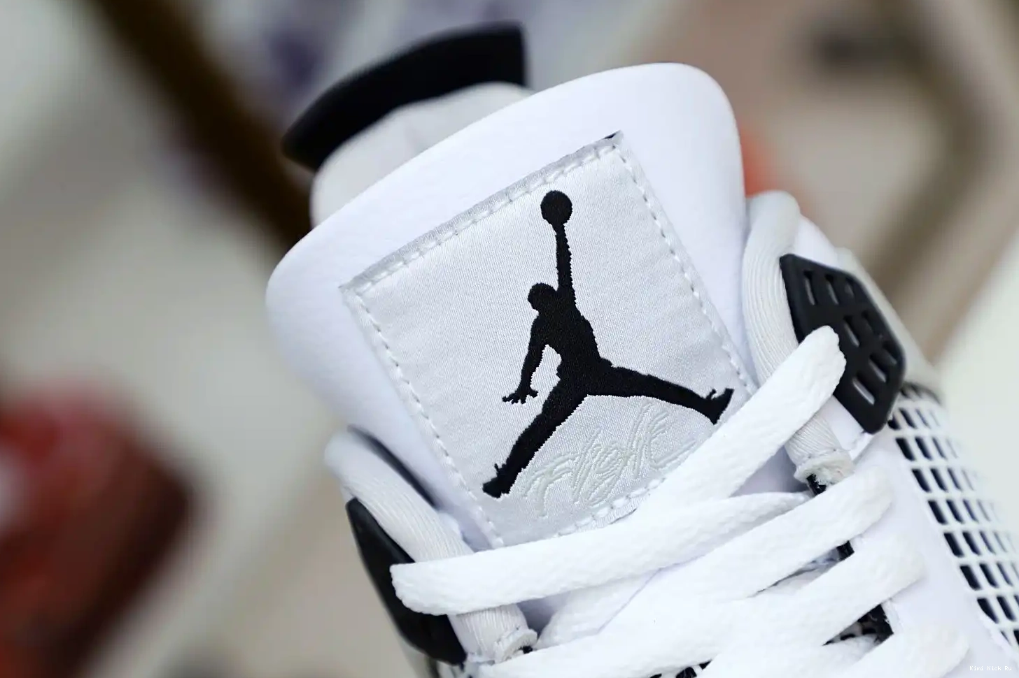 4 Kimikick JORDAN MILITARY BLACK AIR 0716